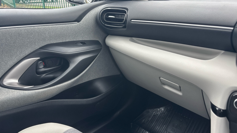 Toyota Yaris 1.5 Hybrid Excel 5dr CVT Hybrid Hatchback